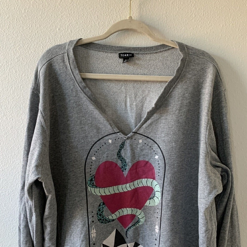 Torrid Womens Plus Size 2X  Snake Heart Grey Terry Split Neck Sweatshirt - Picture 3 of 7